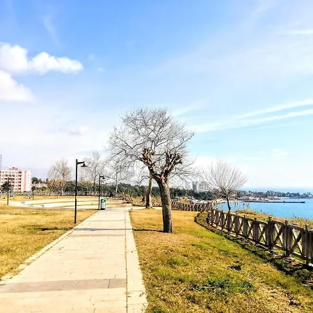 Apartamento Entire Near The Sea Muratpasa, Lara