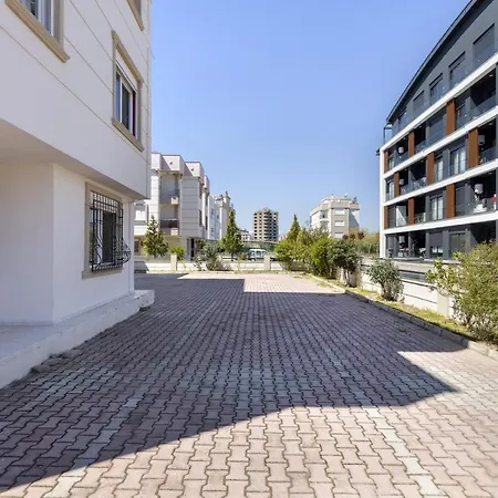 Appartamento Entire Near The Sea Muratpasa, Lara